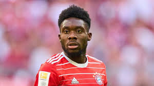 Alphonso Davies har hatt god fremgang i kontraktsfornyelsen med FC Bayern München